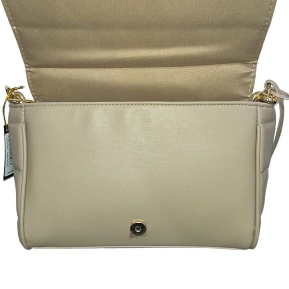 Bebe Chica Quilted Shoulder Bag - Picture 3 of 14